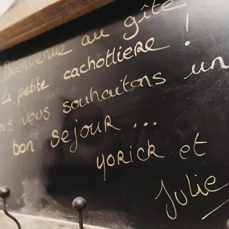 La Maison Dans Les Remparts *