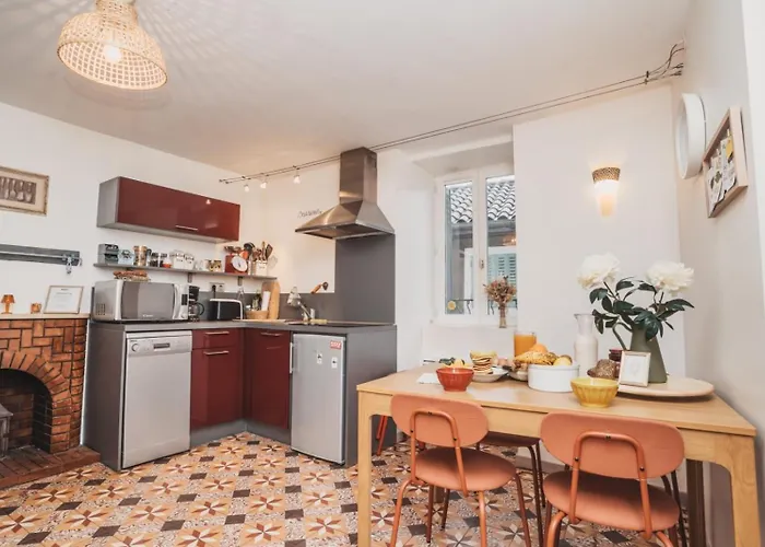 La Maison Dans Les Remparts Sainte-Eulalie-de-Cernon